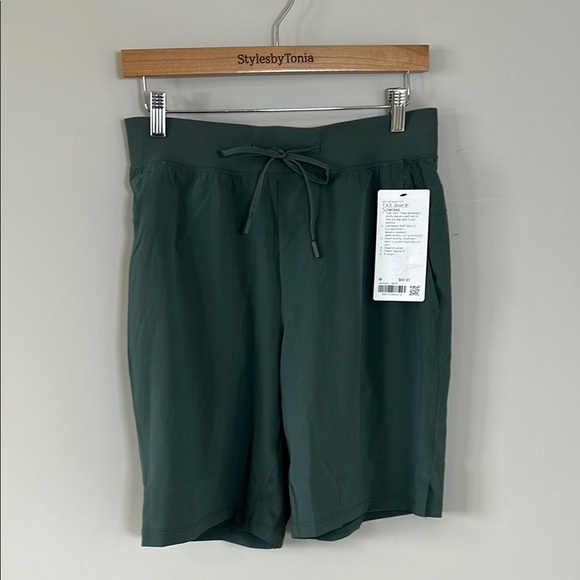 Lululemon The Short 9 inch Linerless Dark Green Mens Lightweight Sz M NEW - Picture 3 of 10